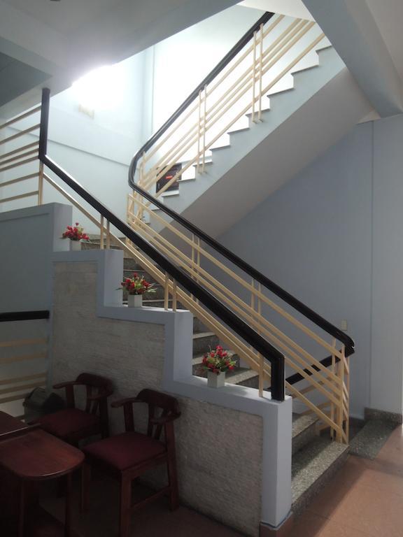 My Hanh Hotel Хюе Екстер'єр фото