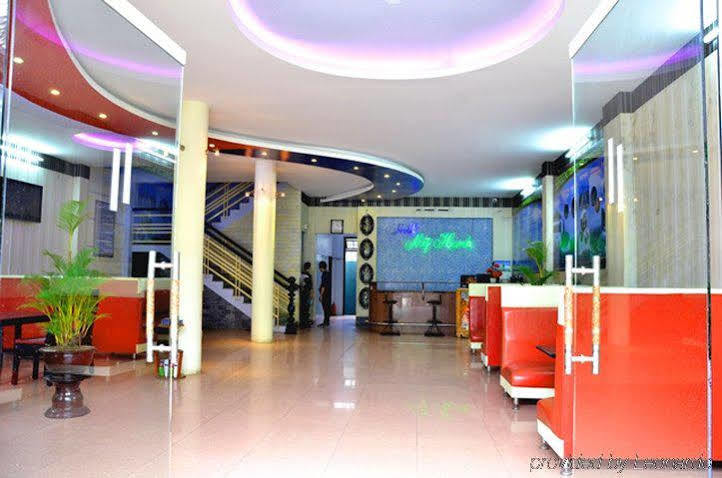 My Hanh Hotel Хюе Екстер'єр фото